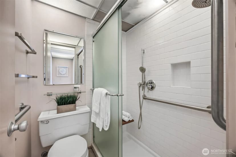 Property photo for 1620 43rd Avenue E #1b, Seattle photo 27