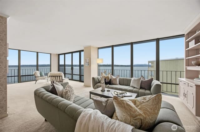 Property photo for 1620 43rd Avenue E #1b, Seattle photo 4