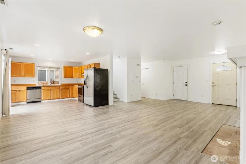 Property photo for 110 Ferndale Avenue Se, Renton photo 11