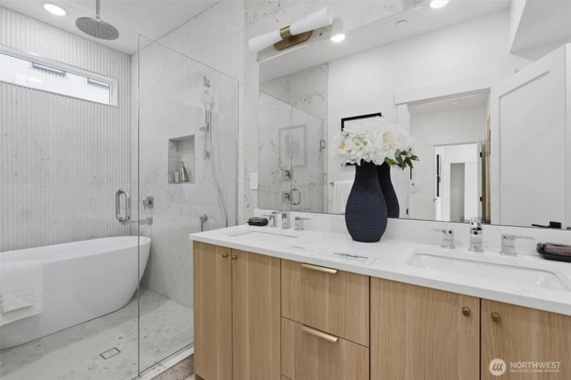 Property photo for 2014 Fairview Avenue E #c, Seattle photo 19