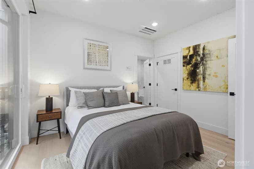 Property photo for 2014 Fairview Avenue E #c, Seattle photo 17