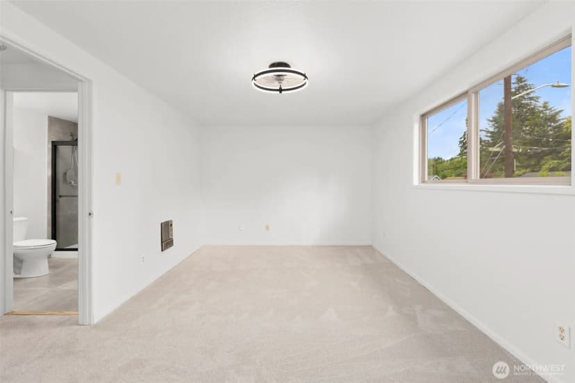 Property photo for 7020 S 120th Place, Seattle photo 20