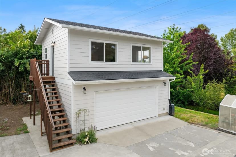 Property photo for 7020 S 120th Place, Seattle photo 26