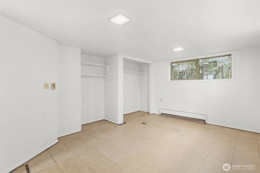 Property photo for 7020 S 120th Place, Seattle photo 23