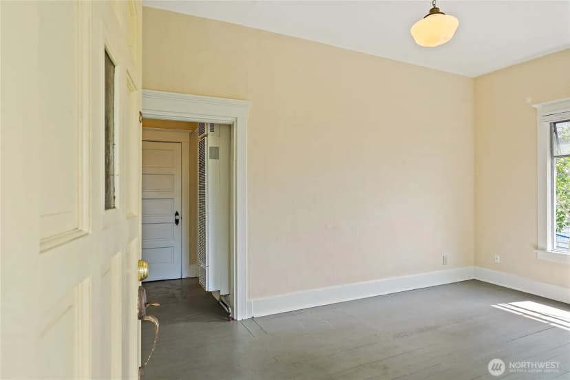 Property photo for 2902 S Jackson Street, Seattle photo 21