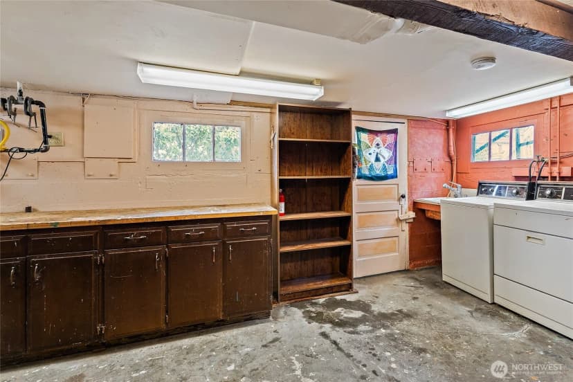 Property photo for 2902 S Jackson Street, Seattle photo 15