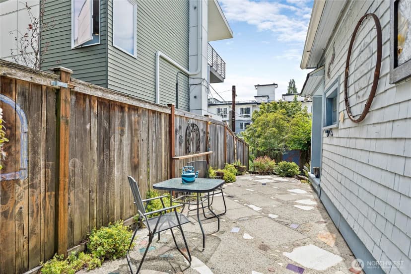 Property photo for 2902 S Jackson Street, Seattle photo 17