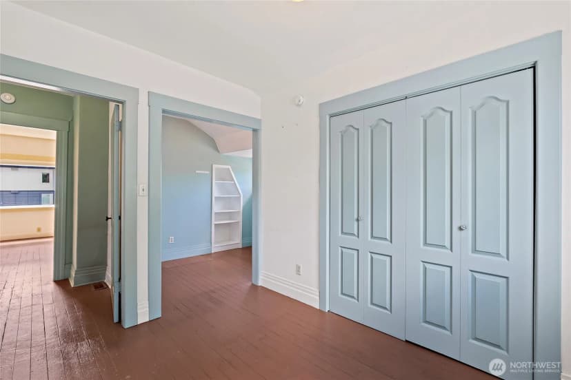 Property photo for 2902 S Jackson Street, Seattle photo 14