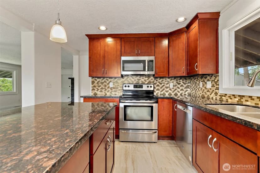 Property photo for 711 Galloway Street Steilacoom, Steilacoom photo 18
