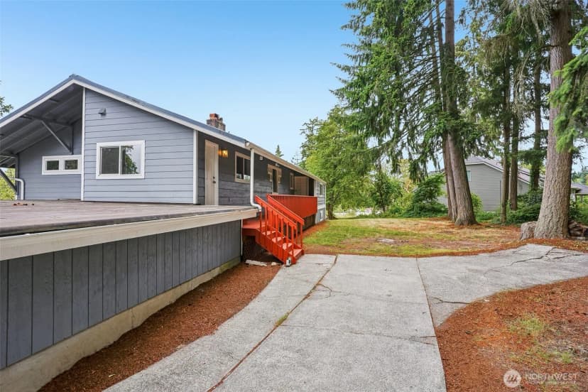 Property photo for 711 Galloway Street Steilacoom, Steilacoom photo 32