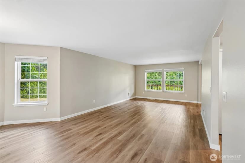 Property photo for 15619 85th Avenue Nw, Stanwood photo 12