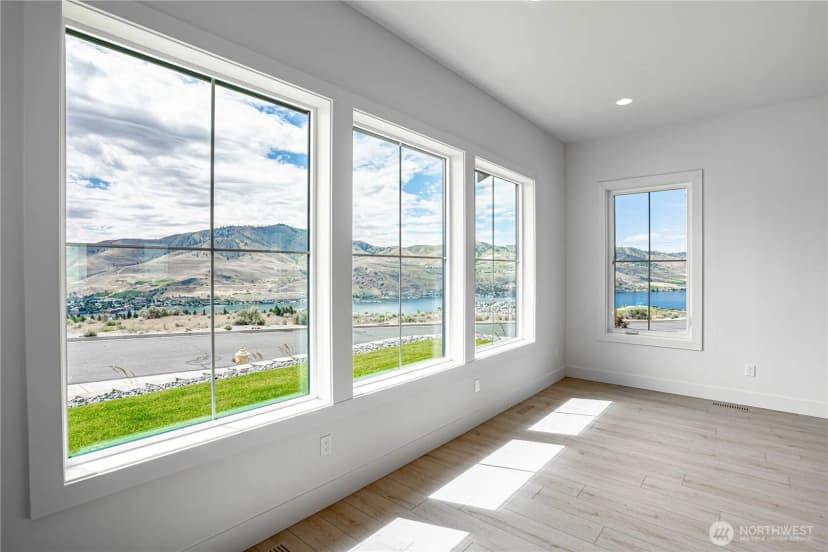 Property photo for 922 Long Drive, Chelan photo 7