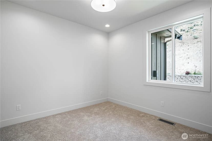 Property photo for 922 Long Drive, Chelan photo 23