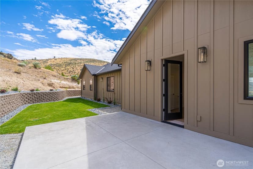 Property photo for 922 Long Drive, Chelan photo 27