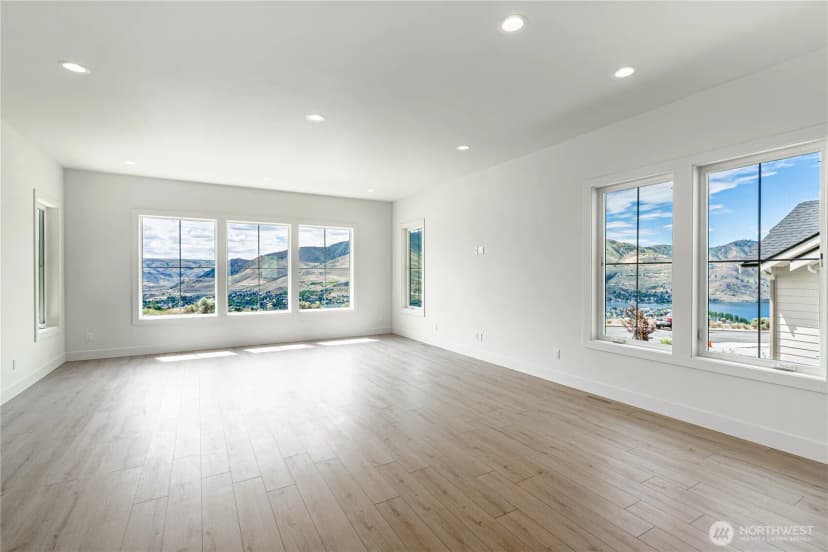Property photo for 922 Long Drive, Chelan photo 6