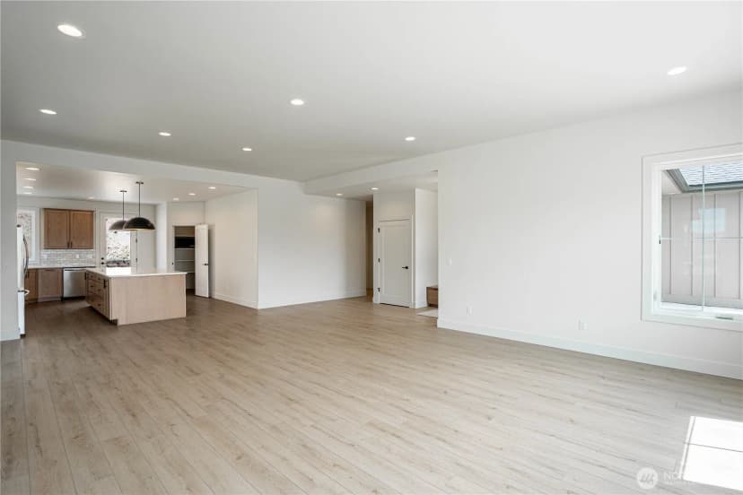 Property photo for 922 Long Drive, Chelan photo 9