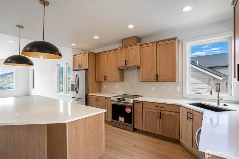 Property photo for 922 Long Drive, Chelan photo 11