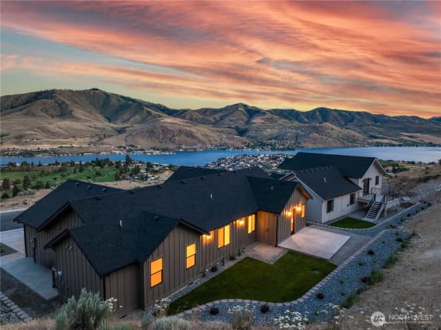 Property photo for 922 Long Drive, Chelan