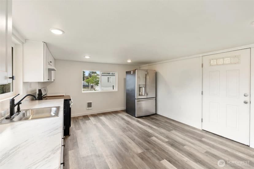 Property photo for 6411 201st Avenue Sw #21, Centralia photo 5