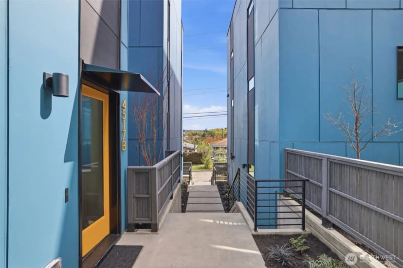Property photo for 4517 35th Avenue S #e, Seattle photo 23