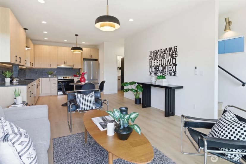 Property photo for 4517 35th Avenue S #e, Seattle photo 6