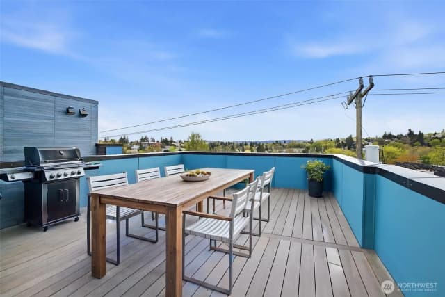 Property photo for 4517 35th Avenue S #e, Seattle photo 3