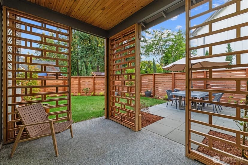 Property photo for 10733 17th Avenue Ne, Seattle photo 19