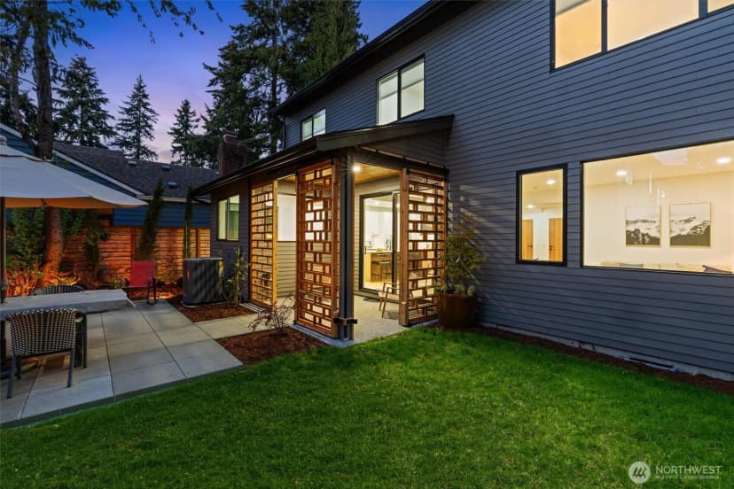 Property photo for 10733 17th Avenue Ne, Seattle photo 20