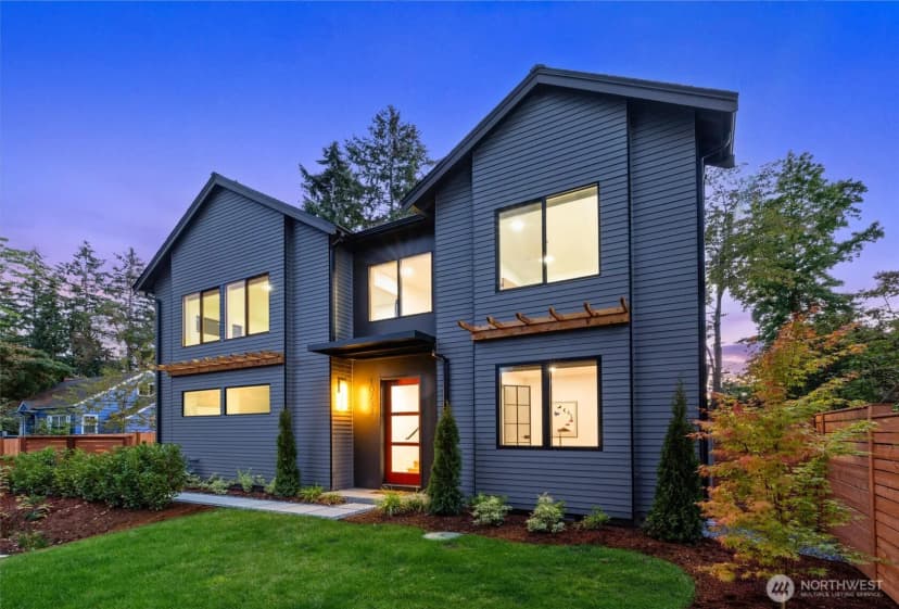 Property photo for 10733 17th Avenue Ne, Seattle photo 40