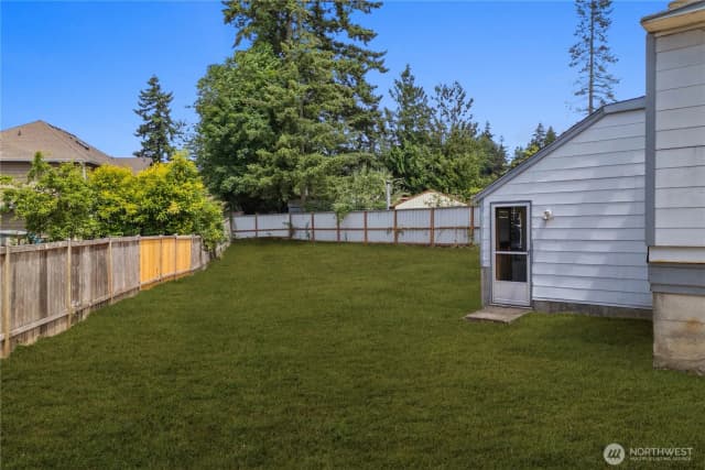Property photo for 2706 S 276th Place, Federal Way photo 4