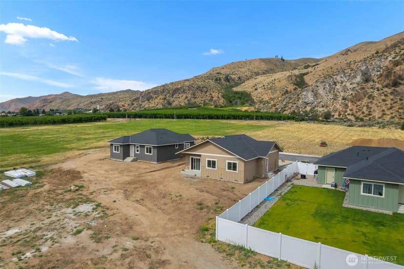 Property photo for 14893 Red Delicious Street, Entiat photo 4