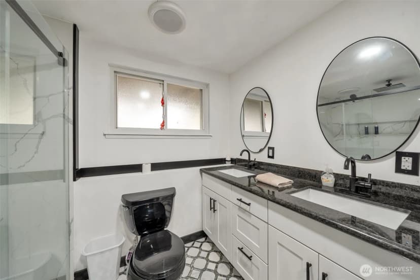Property photo for 4225 S 250th Street, Kent photo 12