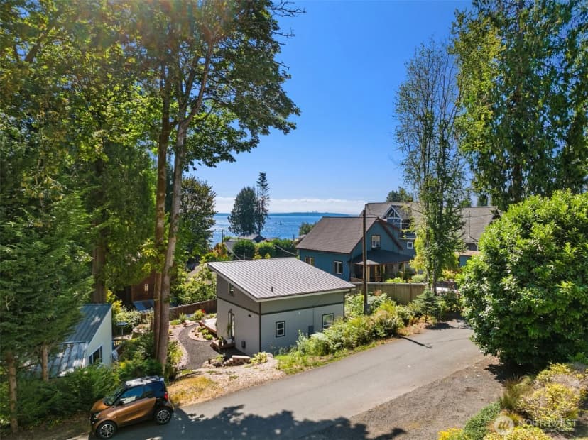 Property photo for 19131 Harris Avenue Ne, Suquamish photo 20