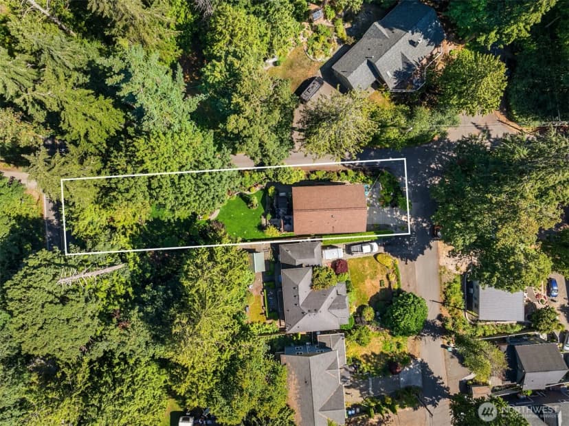 Property photo for 19131 Harris Avenue Ne, Suquamish photo 37