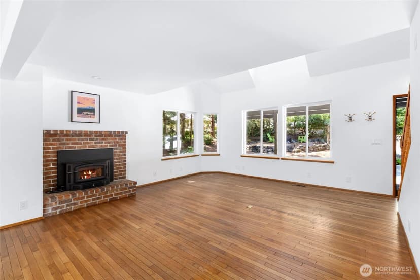 Property photo for 10095 Ne Knight Road, Bainbridge Island photo 7