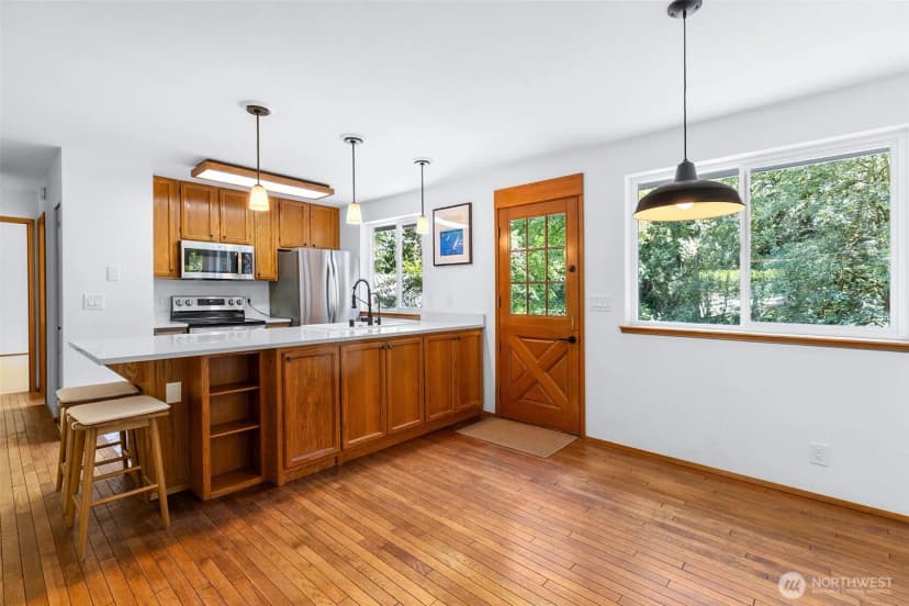 Property photo for 10095 Ne Knight Road, Bainbridge Island photo 9
