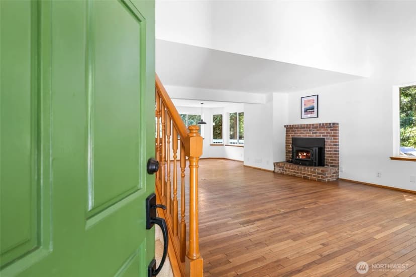 Property photo for 10095 Ne Knight Road, Bainbridge Island photo 4