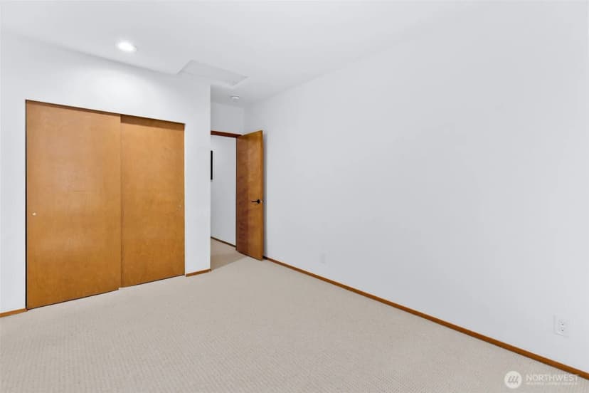 Property photo for 10095 Ne Knight Road, Bainbridge Island photo 16