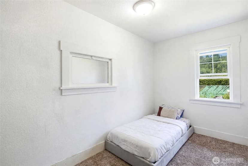 Property photo for 709 Celery Avenue, Algona photo 13