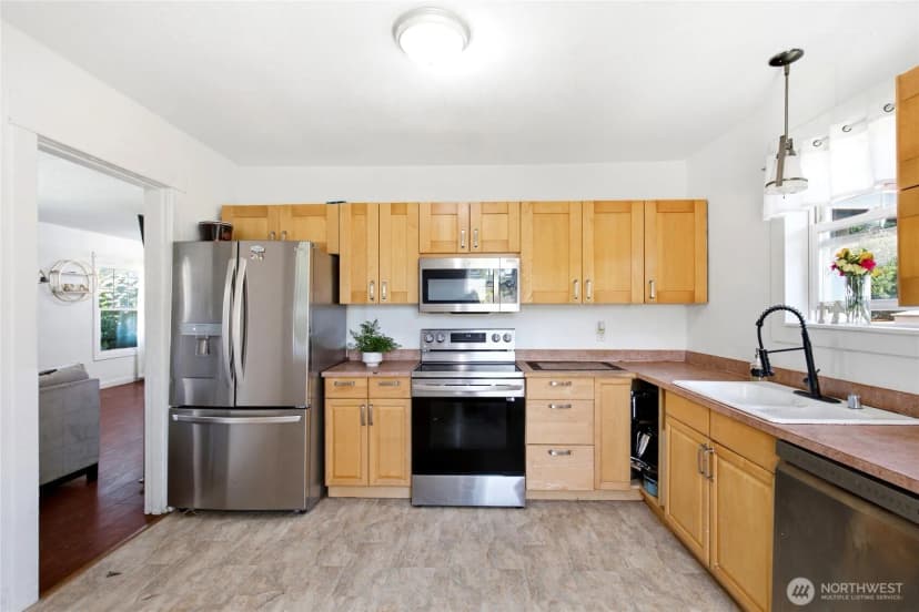 Property photo for 709 Celery Avenue, Algona photo 8