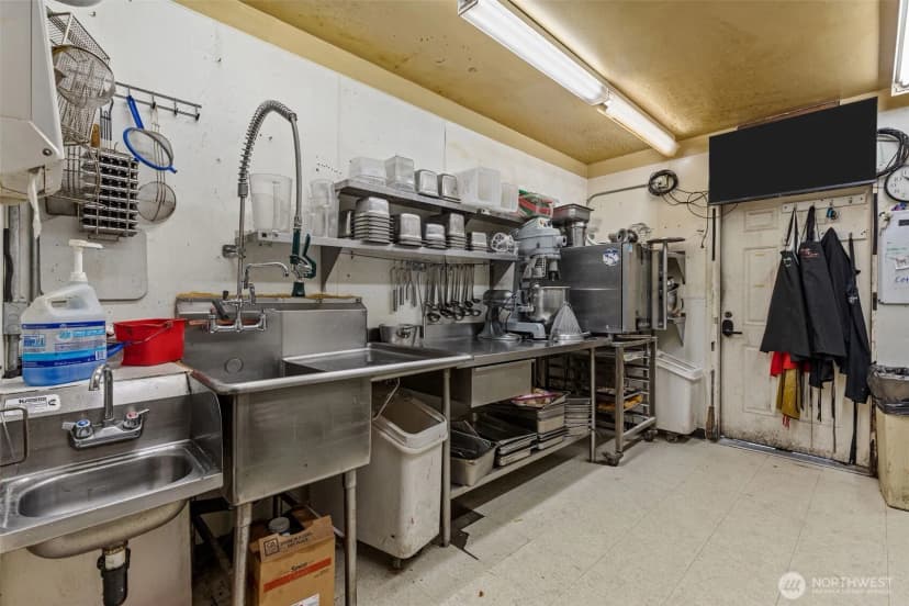 Property photo for 4760 Tolt Avenue, Carnation photo 16