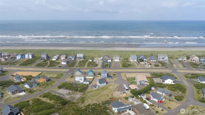Property photo for 1242 Catalina Court Sw, Ocean Shores photo 19