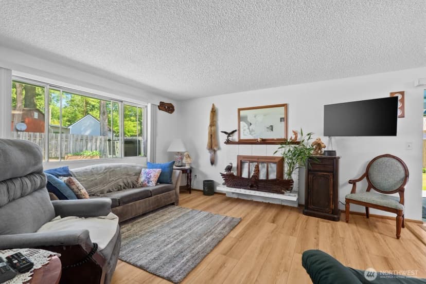 Property photo for 4927 236th Place Se, Woodinville photo 9
