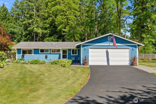 Property photo for 4927 236th Place Se, Woodinville photo 2