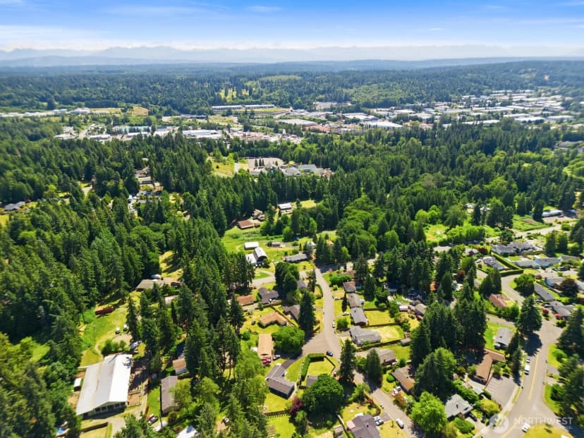 Property photo for 4927 236th Place Se, Woodinville photo 29