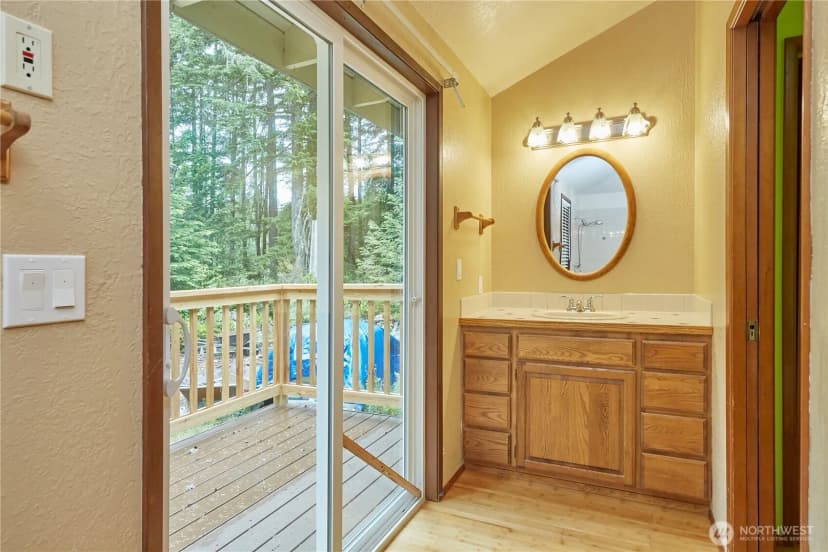 Property photo for 690 Peter Hagen Road W, Seabeck photo 16