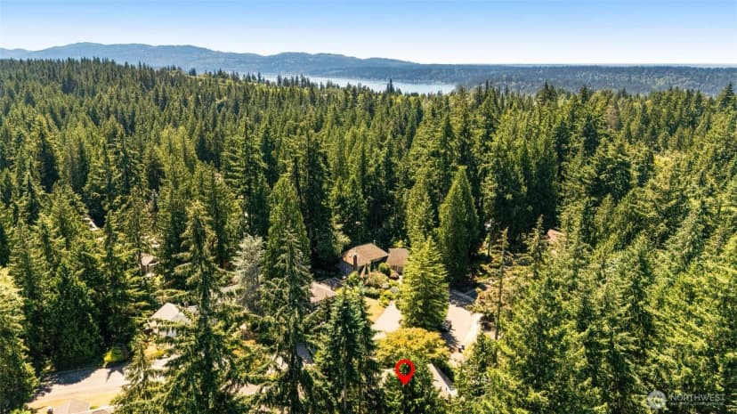Property photo for 21016 Ne 36th Street, Sammamish photo 28
