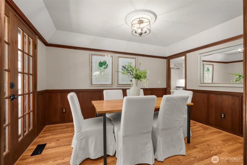 Property photo for 21016 Ne 36th Street, Sammamish photo 6