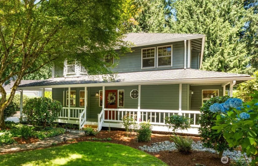 Property photo for 21016 Ne 36th Street, Sammamish