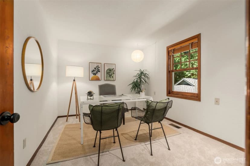 Property photo for 21016 Ne 36th Street, Sammamish photo 21